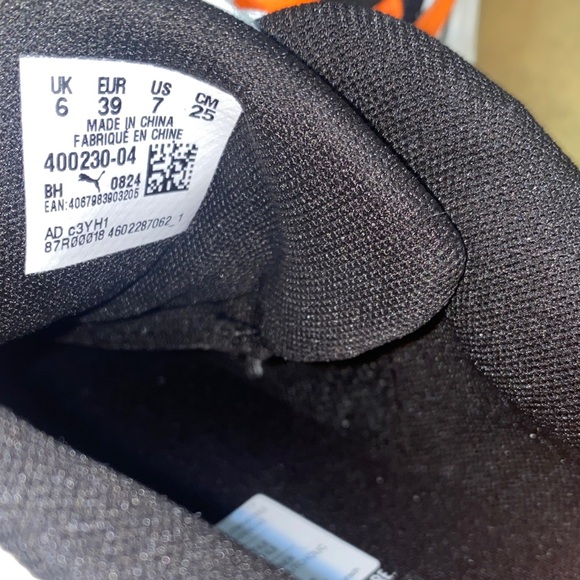 New! Puma Orange and Black Athletic Sneakers -‎ Size 7 - Picture 4 of 5
